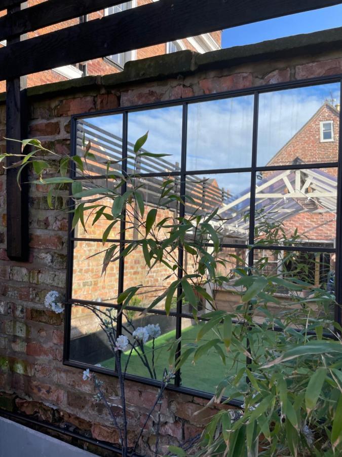 The Walled Garden At Cheshire Boutique Bathhouse Nantwich Eksteriør bilde