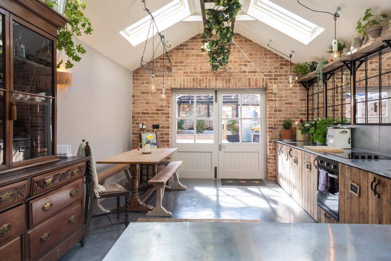 The Walled Garden At Cheshire Boutique Bathhouse Nantwich Eksteriør bilde