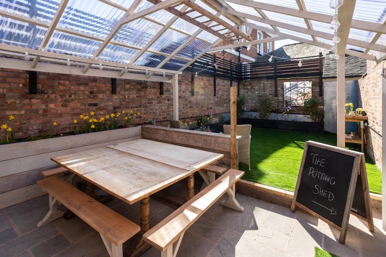 The Walled Garden At Cheshire Boutique Bathhouse Nantwich Eksteriør bilde