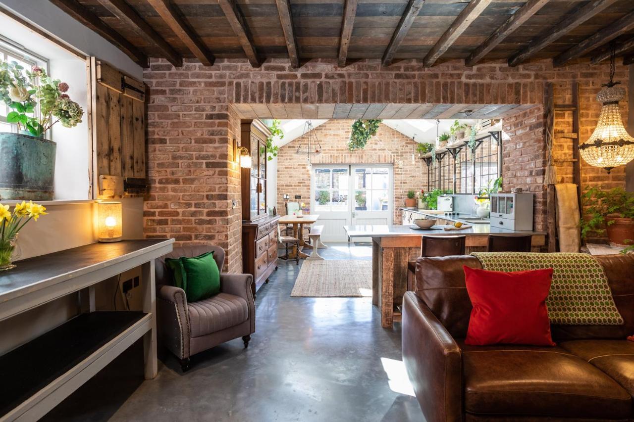 The Walled Garden At Cheshire Boutique Bathhouse Nantwich Eksteriør bilde