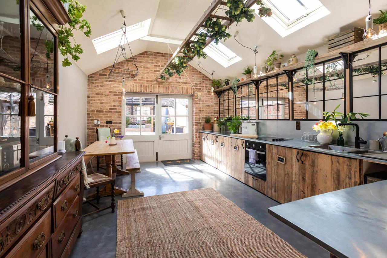 The Walled Garden At Cheshire Boutique Bathhouse Nantwich Eksteriør bilde